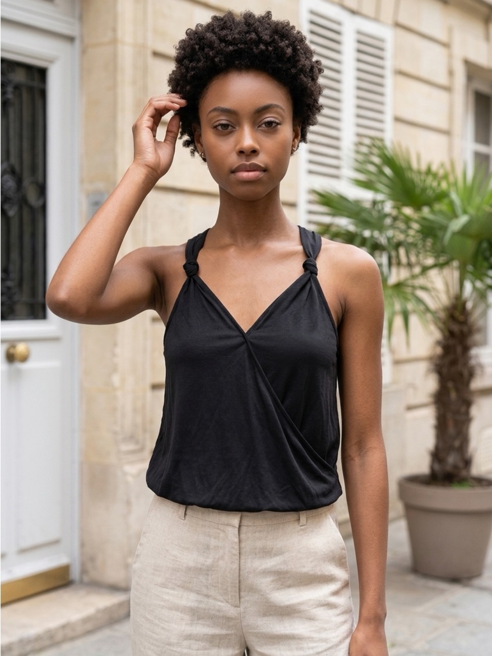 Green Envelope LA Women’s XS Black Sleeveless Knot Strap Tank Top Elastic Waist
